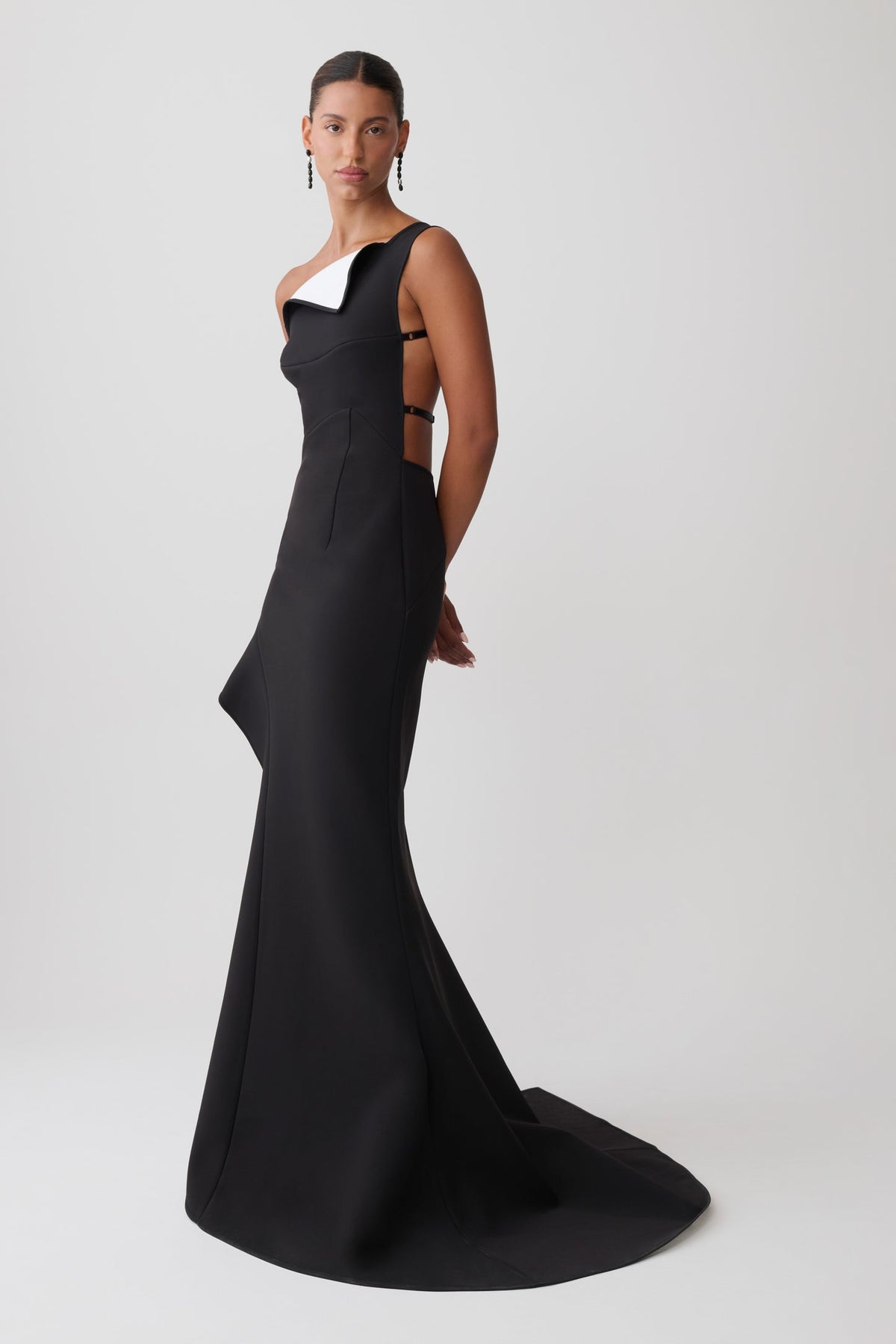 AVELIA - ROCHIE ELLE
